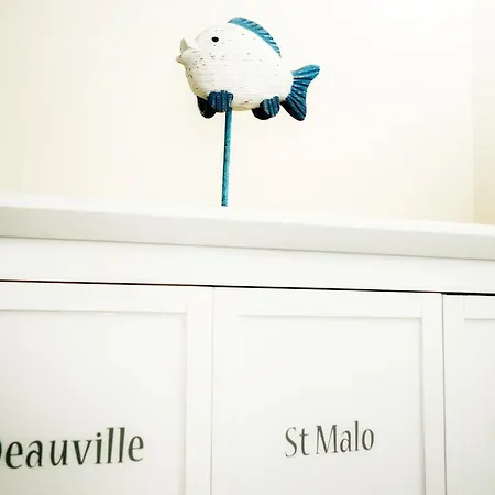 Cosy Et Lumineux Idealement Place