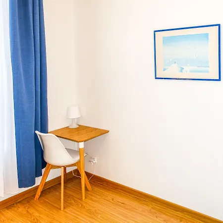 Cosy Et Lumineux Idealement Place